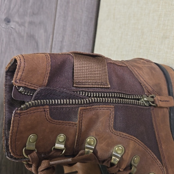 Women's Sorel Dark Brown Water Proof Leather Boots sz 7.5 - Picture 7 of 9